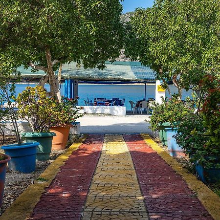 Genesis Hotel Loutraki  Bagian luar foto