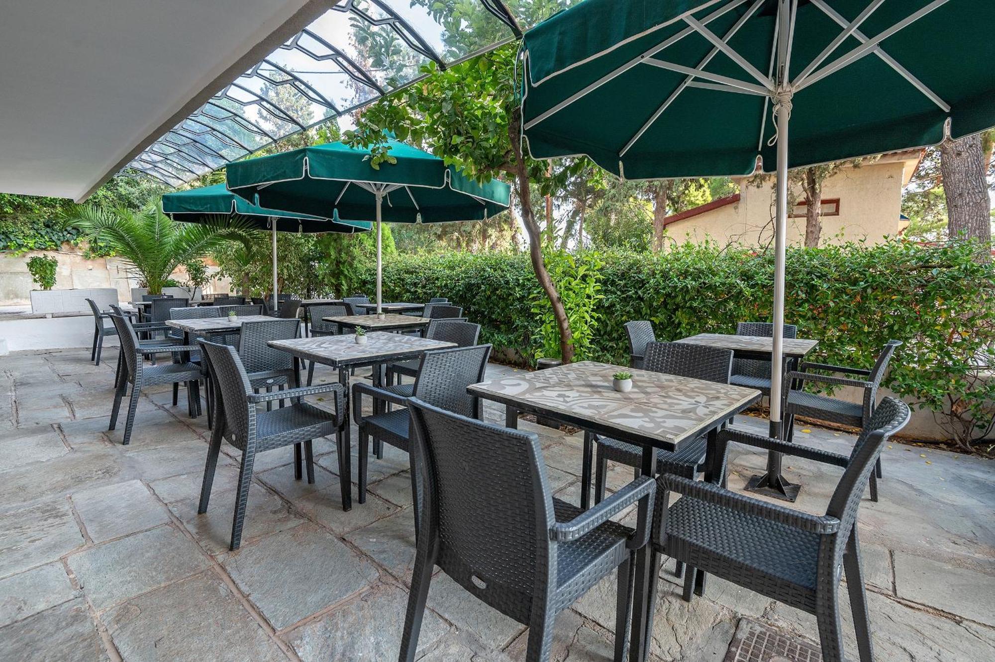 Genesis Hotel Loutraki  Bagian luar foto