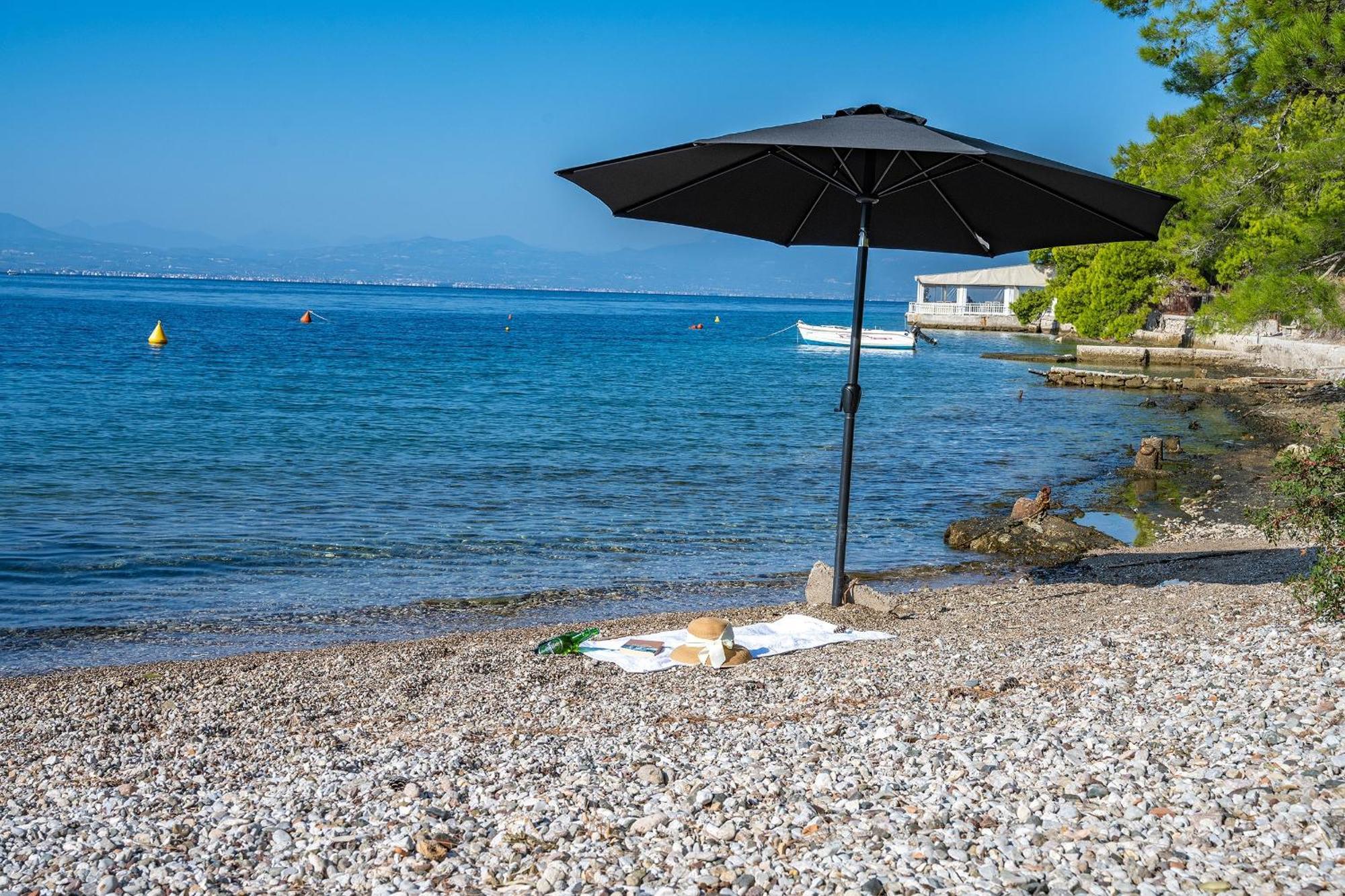 Genesis Hotel Loutraki  Bagian luar foto