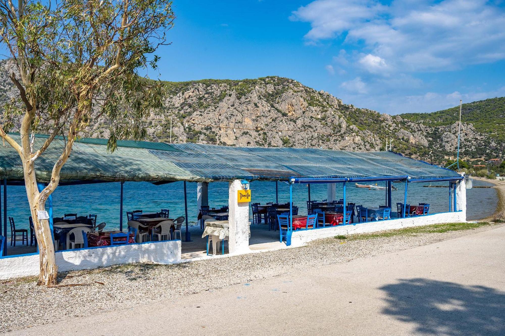 Genesis Hotel Loutraki  Bagian luar foto