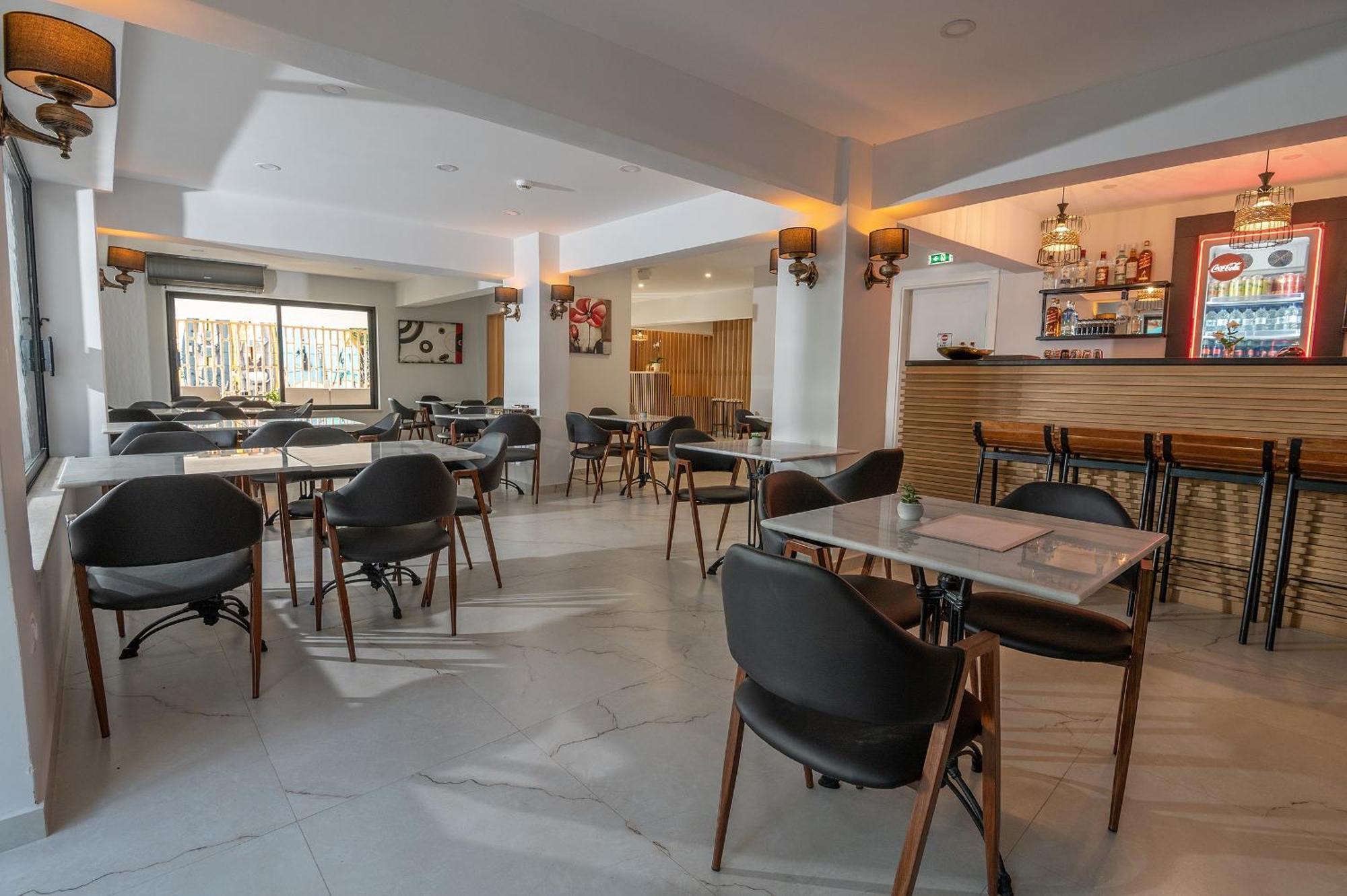 Genesis Hotel Loutraki  Bagian luar foto