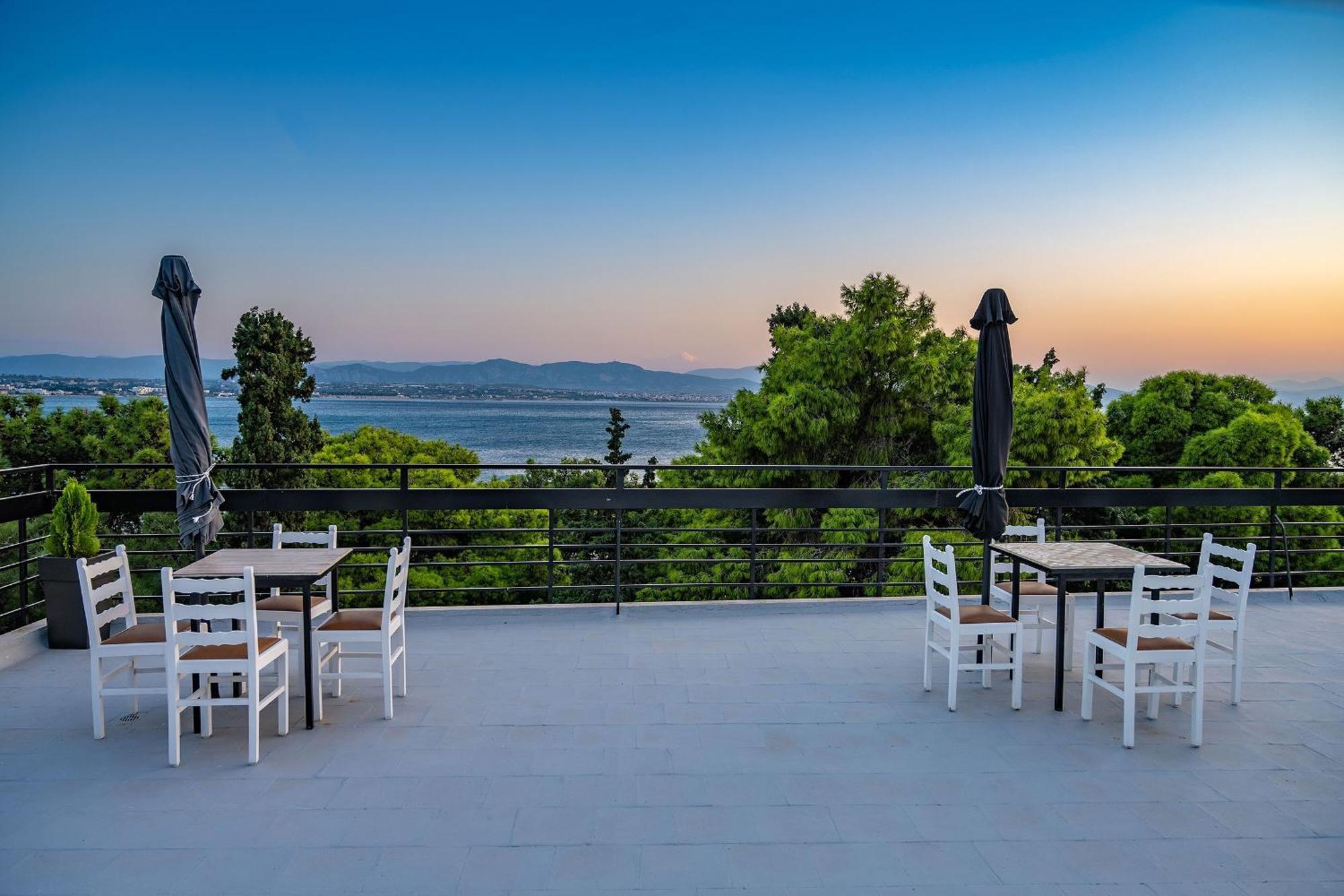 Genesis Hotel Loutraki  Bagian luar foto