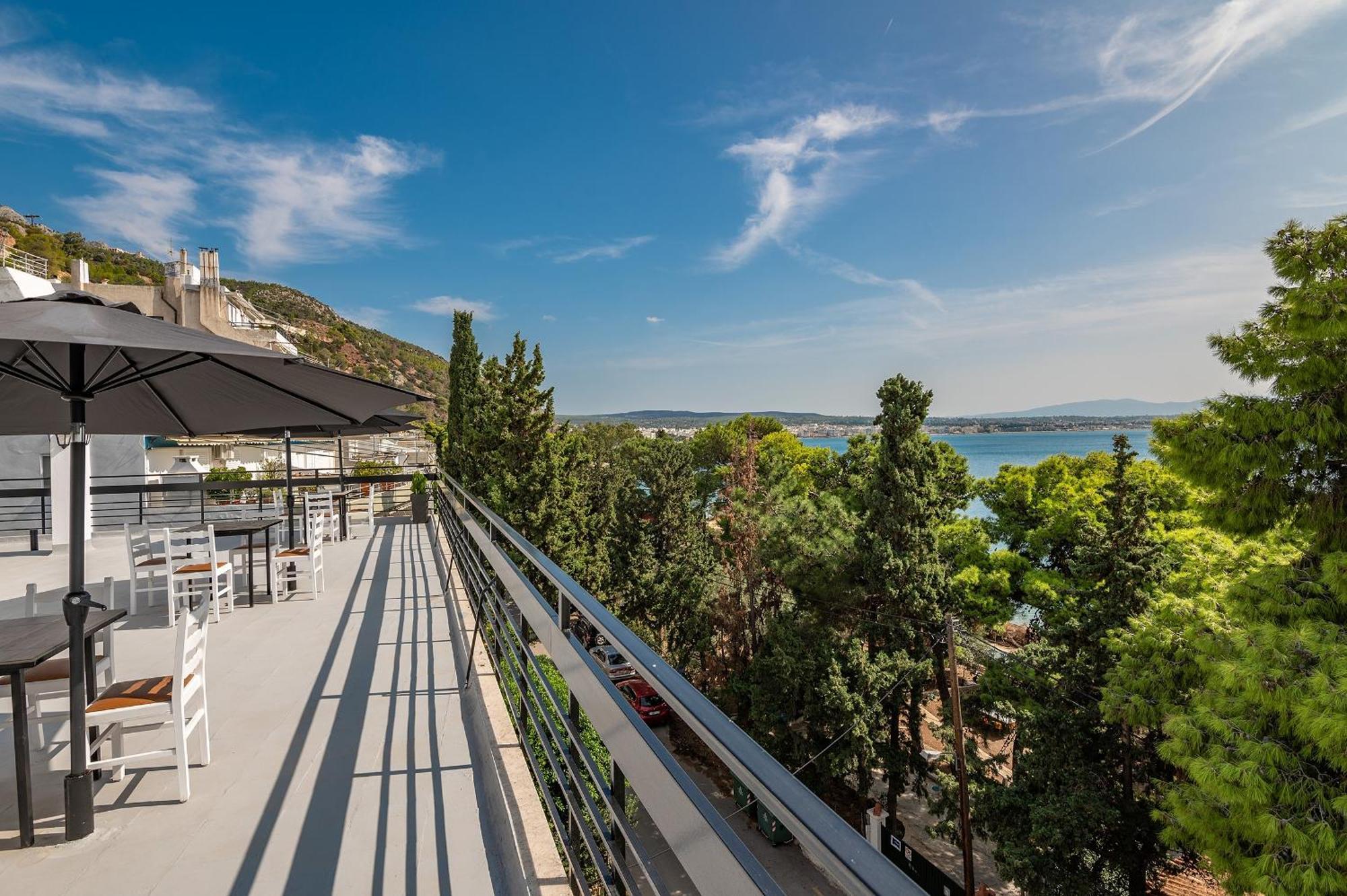 Genesis Hotel Loutraki  Bagian luar foto